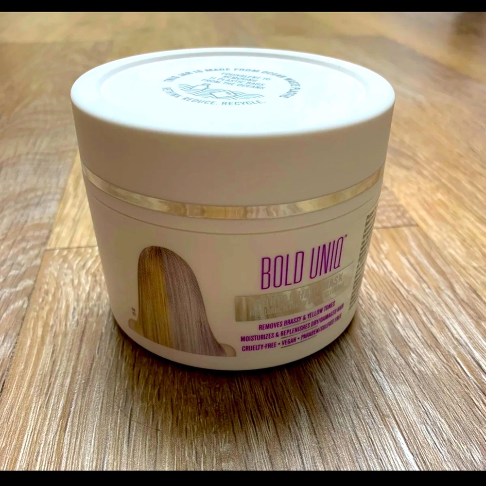 Bold Uniq Purple Conditioning Mask